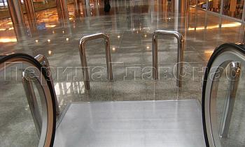 Защитный барьер эскалатора в Нижнем Новгороде. Готовые проекты ПерилаГлавСнаб