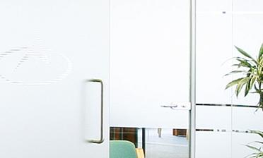 Перегородки из стекла в интерьере офиса купить в Нижнем Новгороде