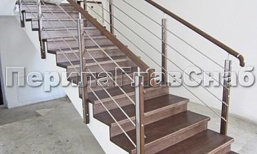 Ограждение со стойками из шлифованной нержавеющей стали с боковым крепежом, со вставками из дерева купить в Нижнем Новгороде