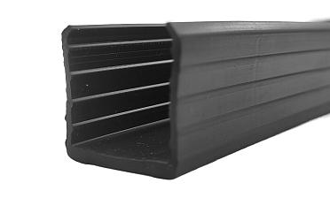 Уплотнитель в поручень с пазом 24х24 для стекла 10+10мм ПВХ, черный Фk310 купить в Нижнем Новгороде