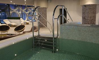 Поручни для бассейна в Нижнем Новгороде. Готовые проекты ПерилаГлавСнаб