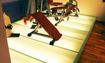 Люминесцентная подсветка стеклянного блочного пола в Нижнем Новгороде. Готовые проекты ПерилаГлавСнаб