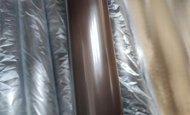 Пластиковый поручень, цвет Венге, Ø49мм длина 4м, уценка k897-У 9